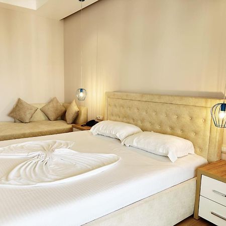 Hotel Ioni-An クサミル エクステリア 写真