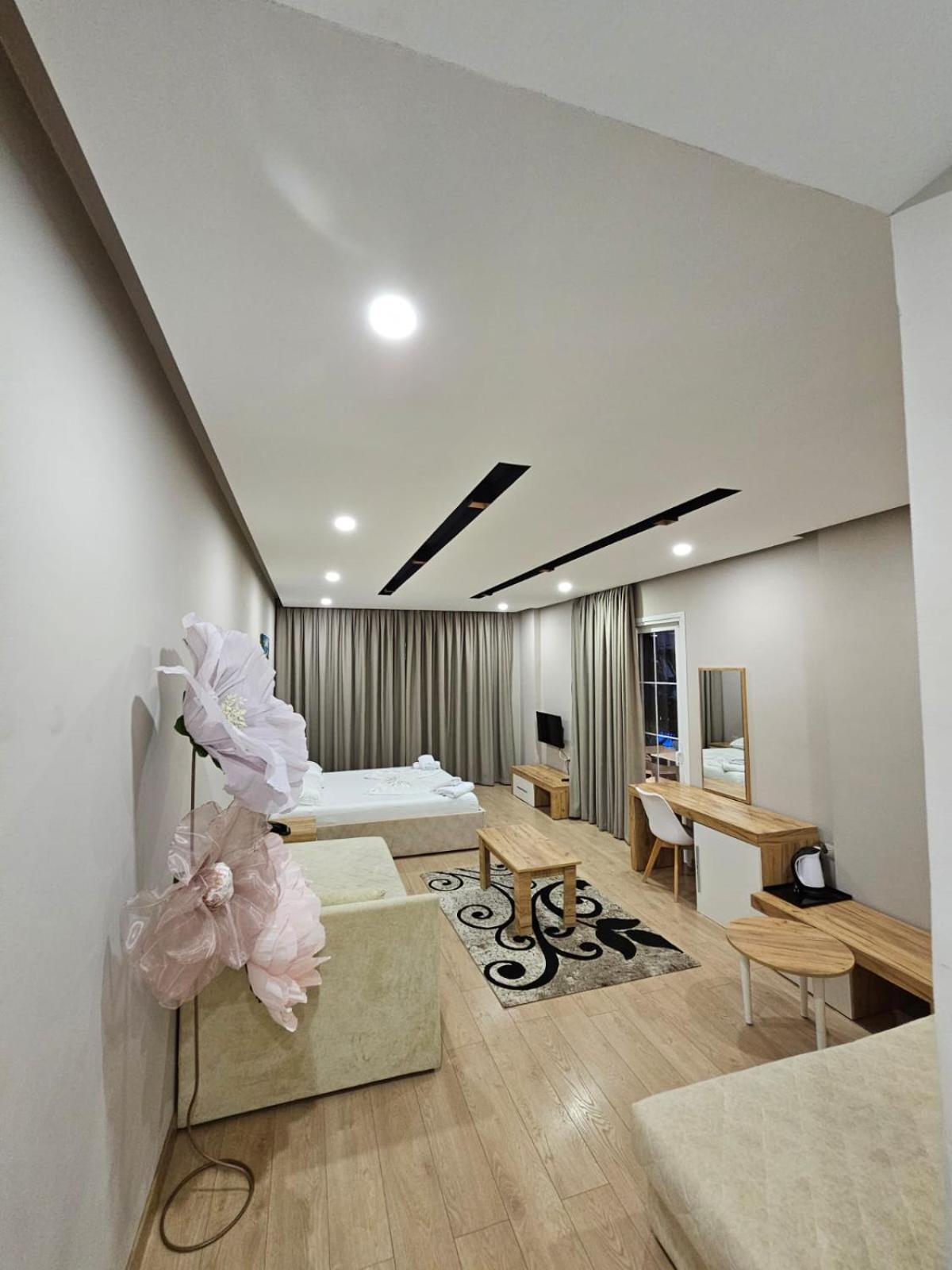 Hotel Ioni-An クサミル エクステリア 写真