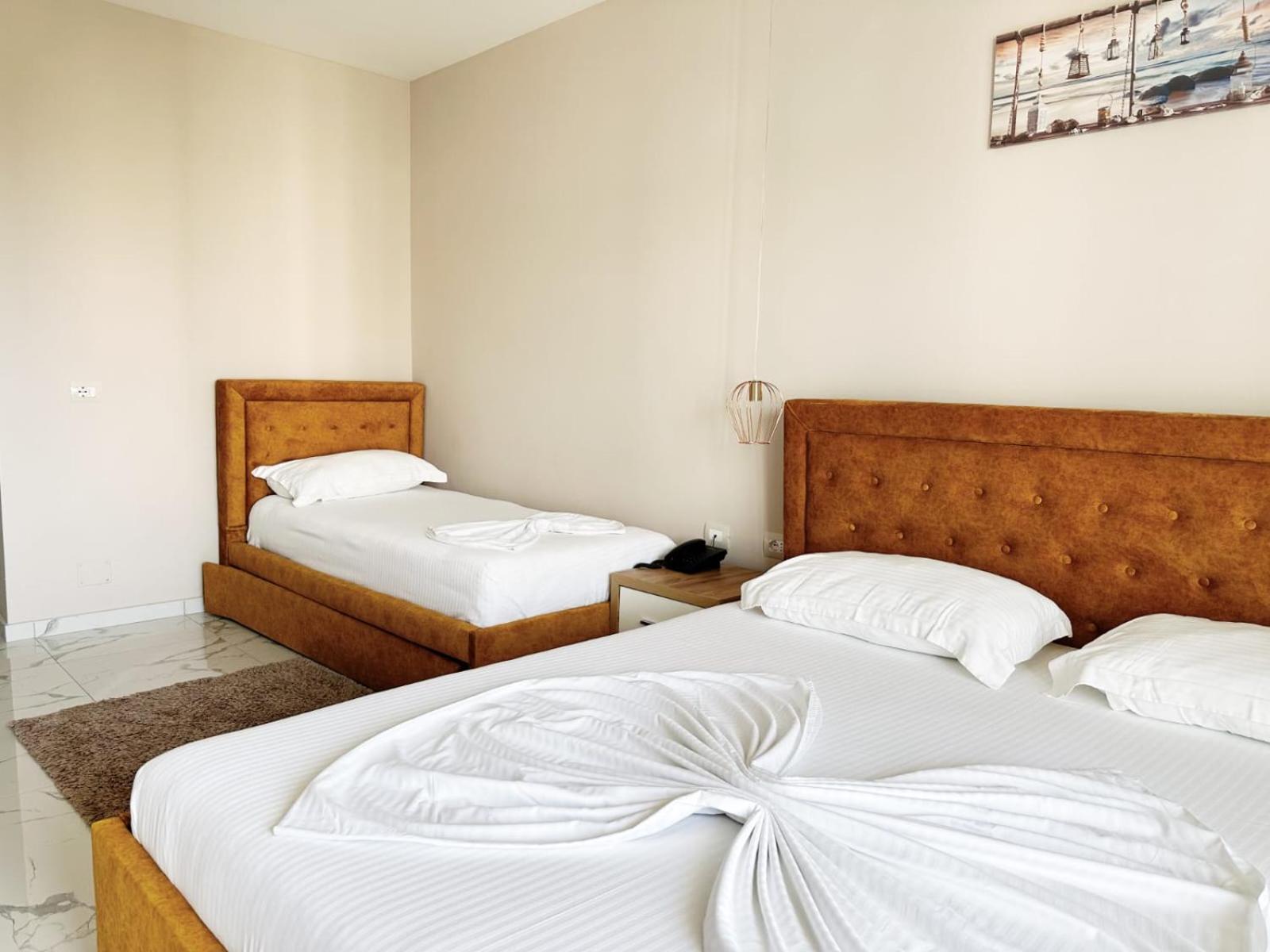 Hotel Ioni-An クサミル エクステリア 写真