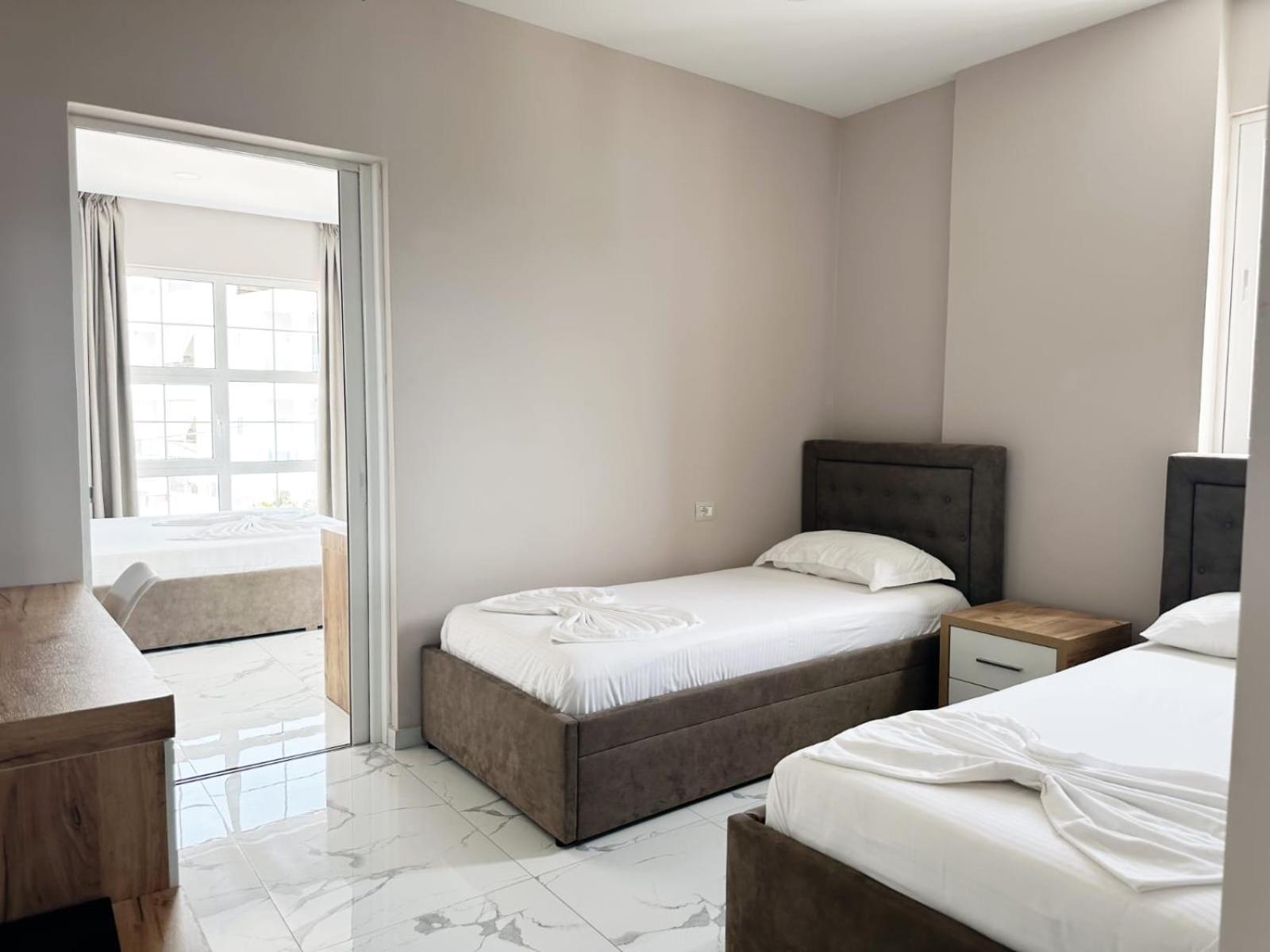 Hotel Ioni-An クサミル エクステリア 写真